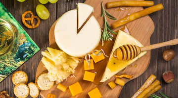 Perfect Pairings: Decoding the Art of Wine and Cheese